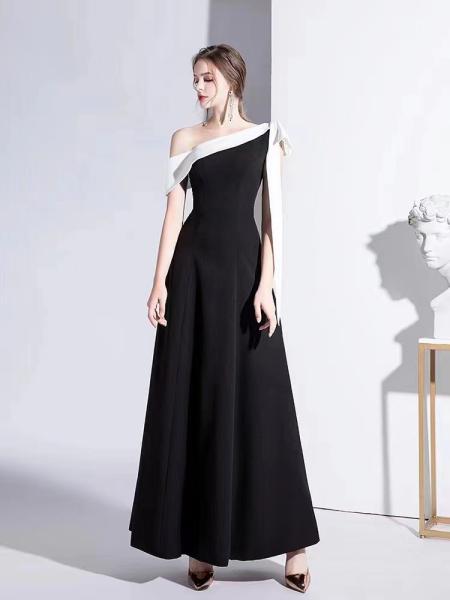 Timeless Elegance Black Evening Dress