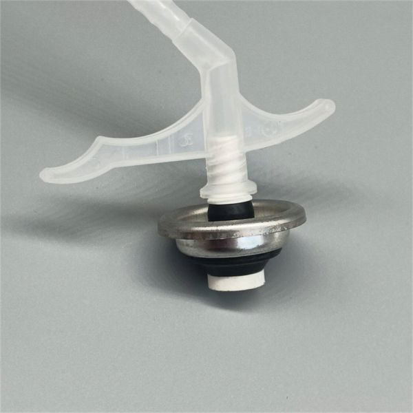 Decorative Foam Dispensing Valve for Arts and Crafts with Creative Output