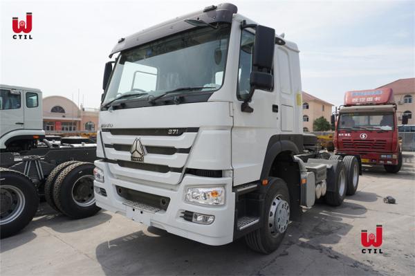 Sinotruk HOWO 30-50Ton 420HP Diesel  Heavy Duty Tractor Trailer Head Truck
