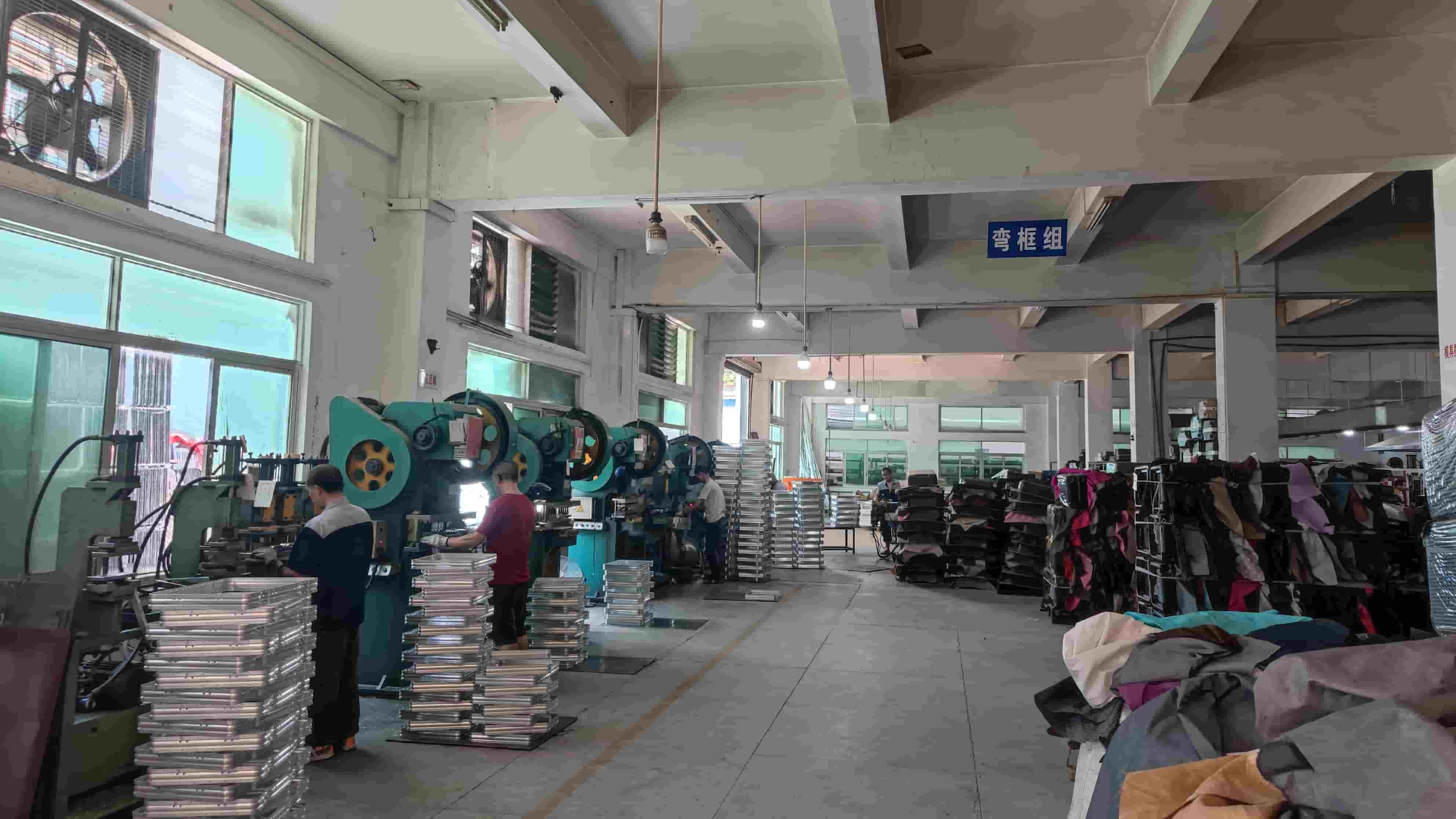 Guangzhou Kunpeng Travel Supplies Co., Ltd.