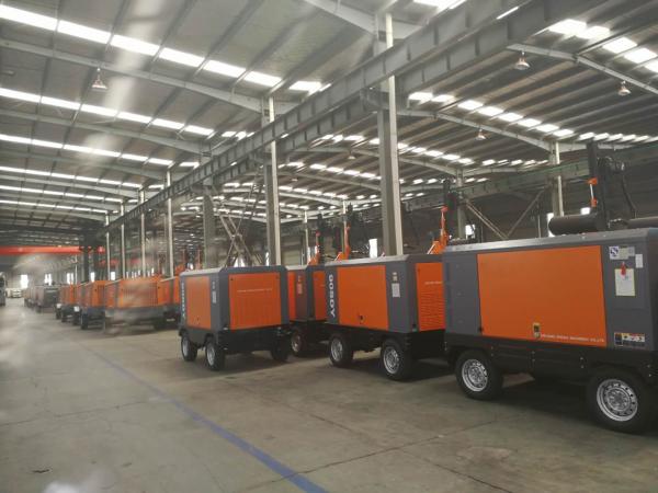 Stationary Portable Air Compressor Diesel Engine 110kw 353cfm Mobile Air Compressor