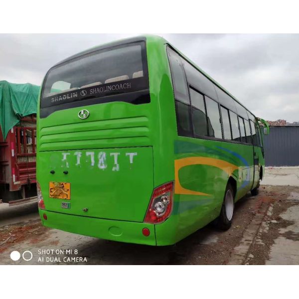 Места туристического автобуса 35 зеленого цвета привода левой стороны длина евро ИВ 8045мм подержанного дизельная