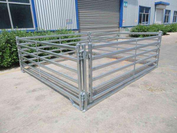O ovino galvanizado mergulhado quente/gado/cerca Heat Treated Pressure da exploração agrícola do ferro do painel dos rebanhos animais do painel jarda da cabra/cavalo tratou W