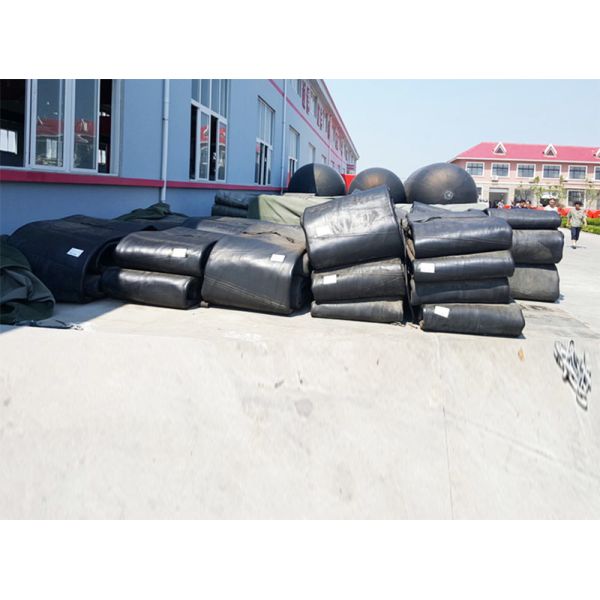 Inflatable Ship Launching Bag Durable Layers High Load Capacity Stable Roll