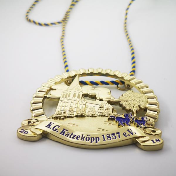 Gold Plating Carnival Session Medal With Intricate 3D Design And Cord Attached
