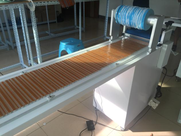 220V 50HZ 60HZ 40W LED Light Strip Rubberizing Machine