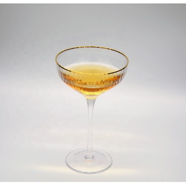 Подгоняйте стекла коктейля Кристл нашивок оправы золота оптически