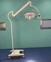 Lumières chirurgicales portables avec batterie de secours assurant un éclairage ininterrompu dans n'importe quel scénario d'opération