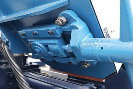 GT4230 Double Column Band Sawing Machine PLC Control Metal Cutting Band Saw