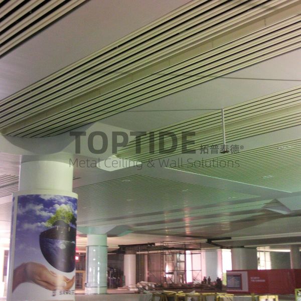 PVDF2 Coating Suspended Metal Ceiling Tiles Decorative Exterior Snap Lock Ceiling Tiles