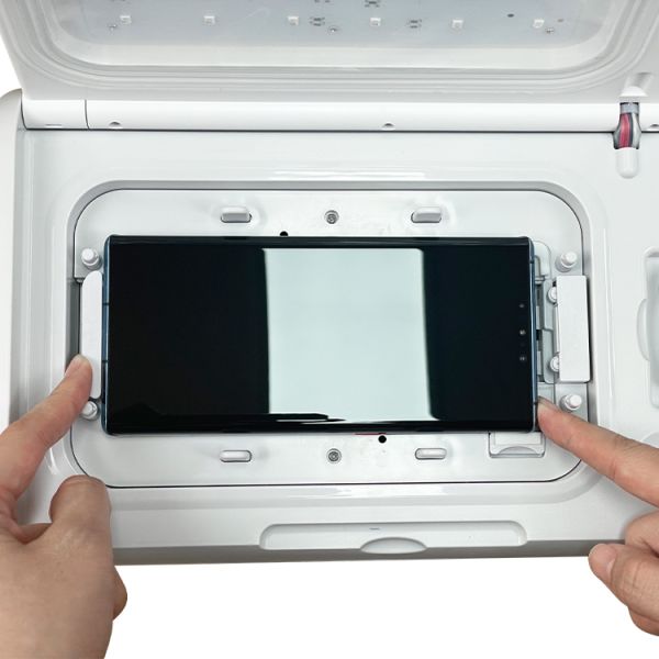 Film UV de Diy 6H-7H traitant la machine en verre de boîte de protecteur d'écran pour le film UV