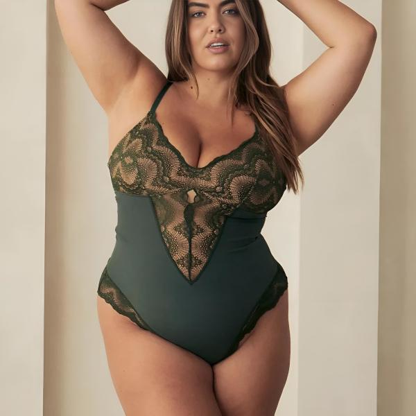 Shapewear Bodysuits Go Braless Look Snatched amp Wear as Styling Piece