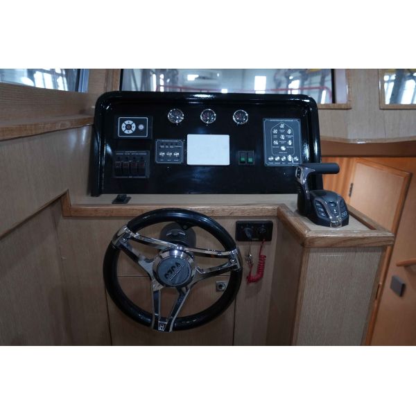 13m New Design Aluminum Commercial Work Boat with Command in the Middle Sale in China