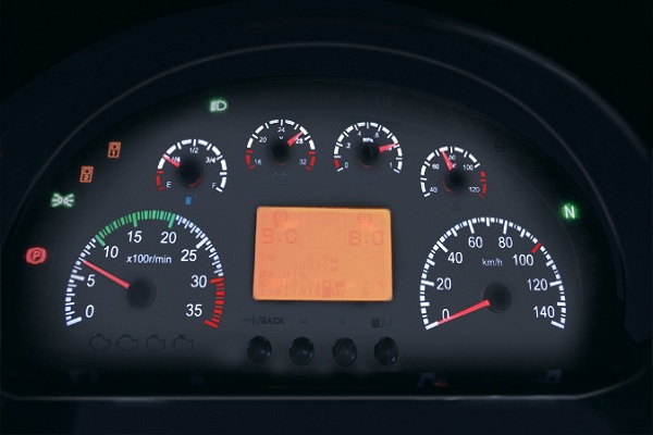 53 используемый местами бренд дракона автобуса города золотой