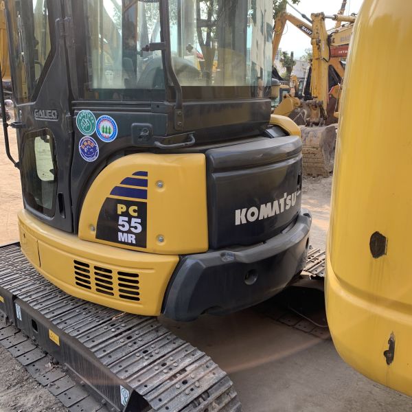 Использованный Komatsu PC55MR мини-экскаватор 5 тонн экскаватор с ползучим двигателем оригинальный гидравлический цилиндр
