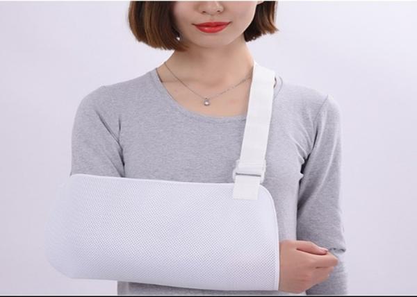 Bande médicale élastique de compression de blessure de coffre de fracture de nervure de carton mou pour l'appui d'accolade de nervure