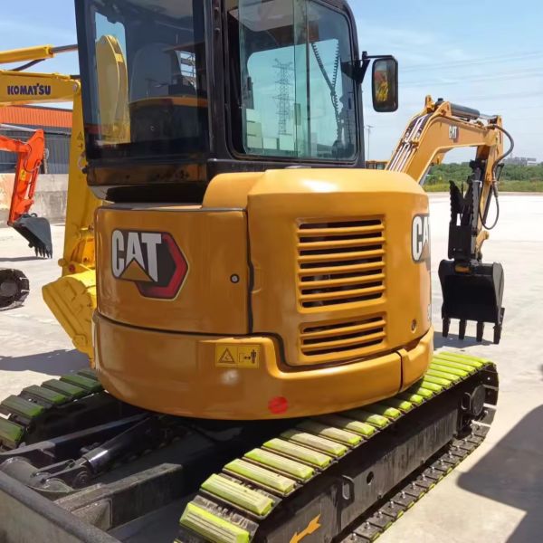 Original Hydraulic Pump Caterpillar 303.5E2 Excavator Mini Excavator in Good Condition