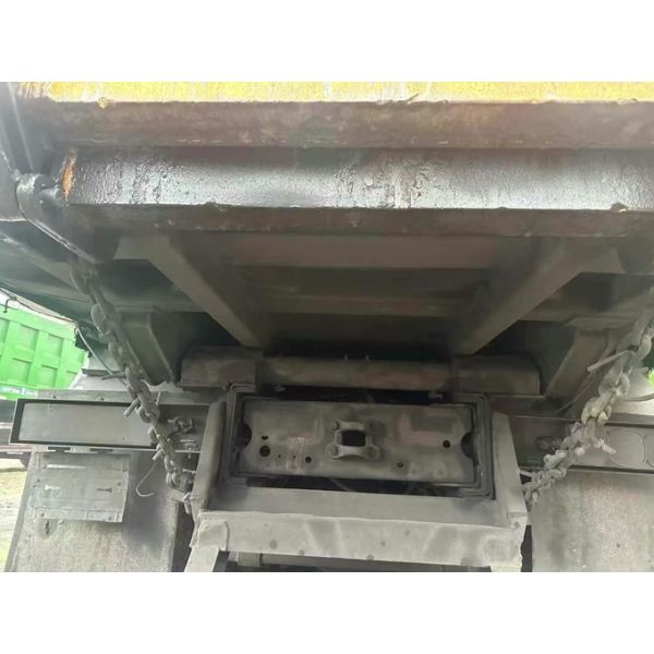 8x4 6x4 50 Ton Used Shacman Dump Trucks For Sale X3000 Weichai 430hp Sands And Rock Transportation