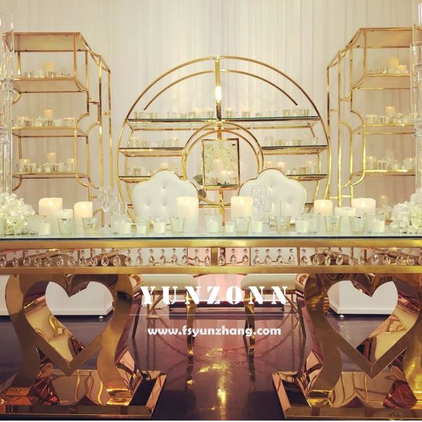 Hot Sale Luxury Gold Stainless Steel Wedding Table Modern Heart Shape Base Design for Dining Outdoor Hotel & Living Room Use