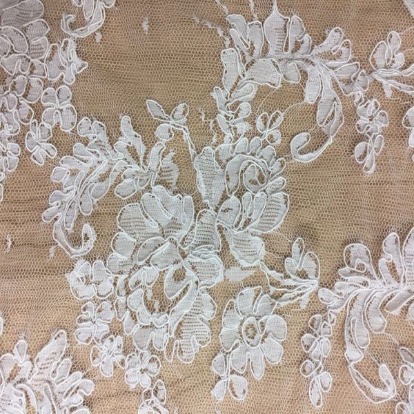 2017 hot sale Bridal Wedding Dress Fabric Mesh Based Embroiery Lace Fabric in Ivory Color