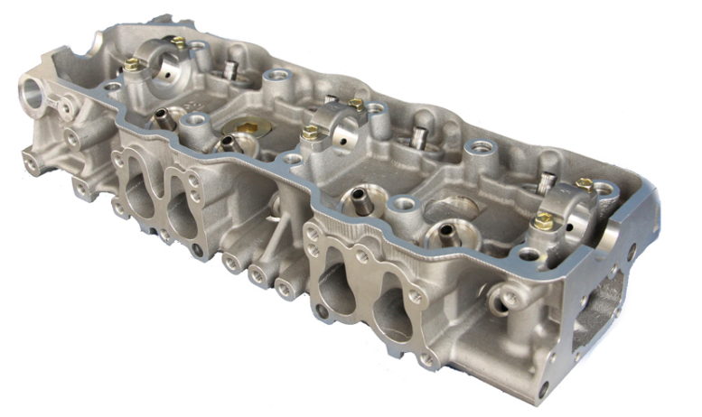 4D31 ME011207 Diesel Engine Camshaft For Mitsubishi