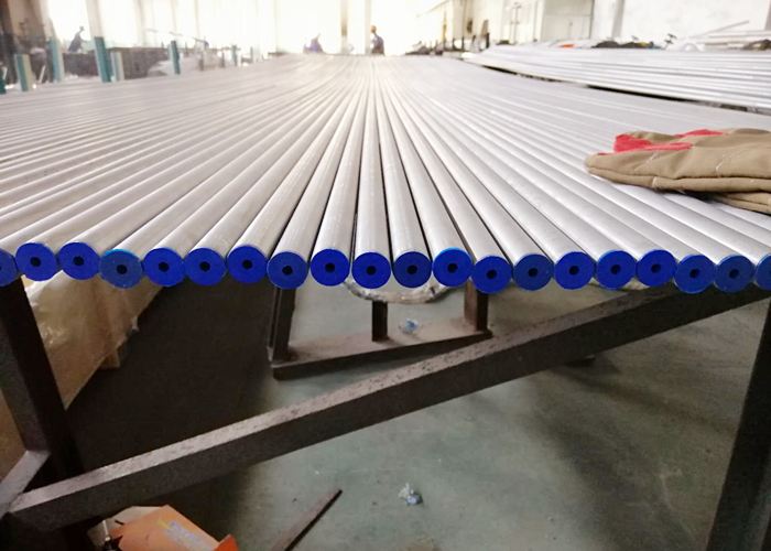 ASME SA213 Seamless Stainless Steel Tube Minimum Wall 19.05 X 1.65 X 6096MM