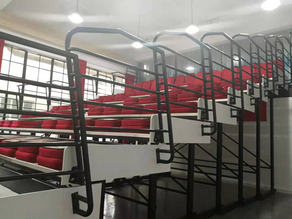 Ручные сложенные посадочные места Bleacher стула телескопичные Retractable для конференц-зала