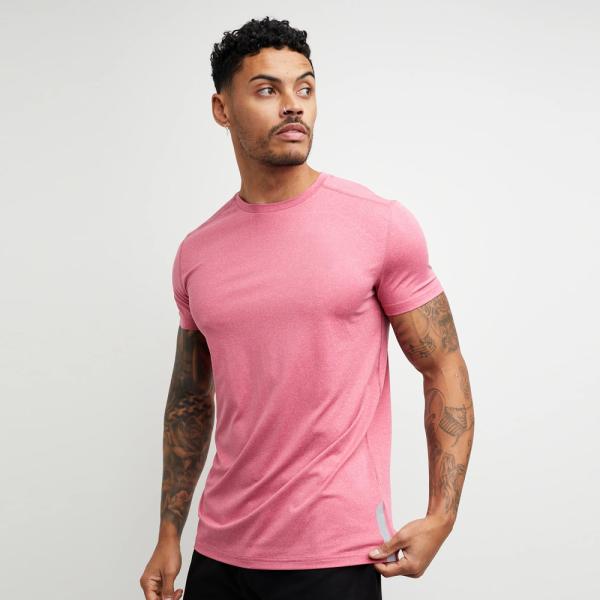 Os homens do verão ajustaram o terno que da aptidão a camisa curto da luva T fez malha a tecelagem