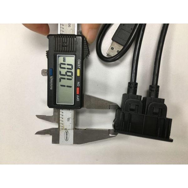 Car USB Charger Cable Wire Harnesses Customized For Mitsubishi Dash Mount