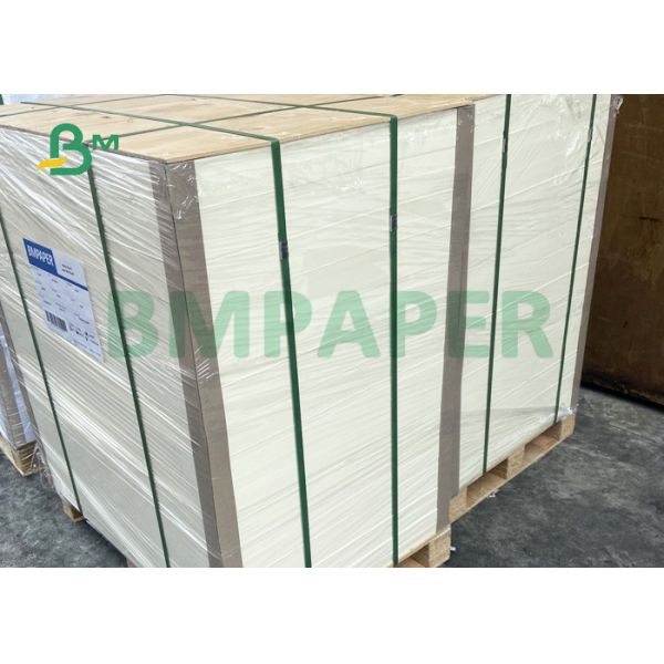 картон 2mm лоснистый твердый белый на жесткость 1m x 1.3m коробки украшений трудная