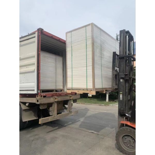 теплоустойчивый изоляционный пластинчатый материал для стеклянной закаливающей печи