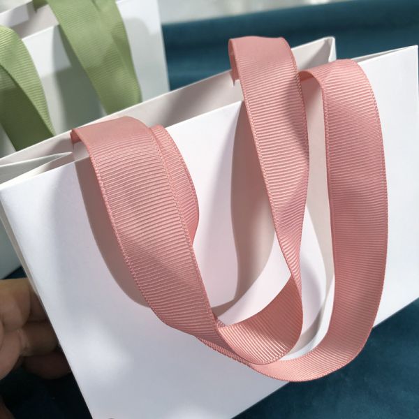 New White Kraft Paper Packaging Bag Custom Tote Gift Handbag Jewelry Box Gift Bag