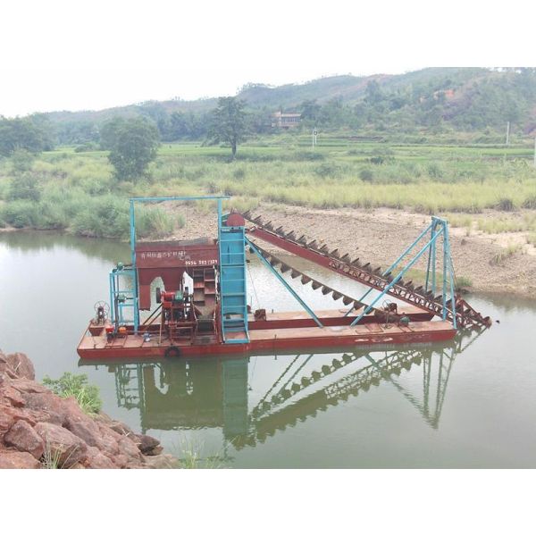 150 Tons/h Bucket Chain Dredger 10m Dredging Depth for Mining