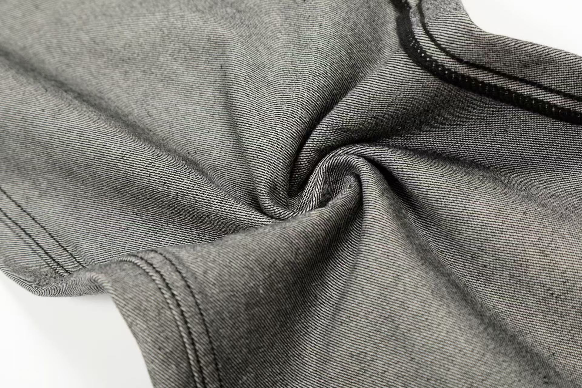Durable Classic Blue Denim Fabric Ideal for Apparel Manufacturing and Garment Production in Various Textile Applications