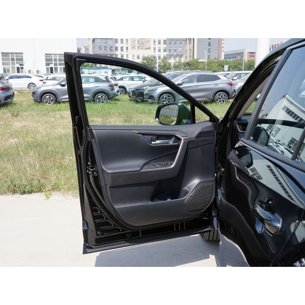 Electric Front Window 2024 Wildlander Compact SUV 5-Door 5-Seater Petrol Automobile