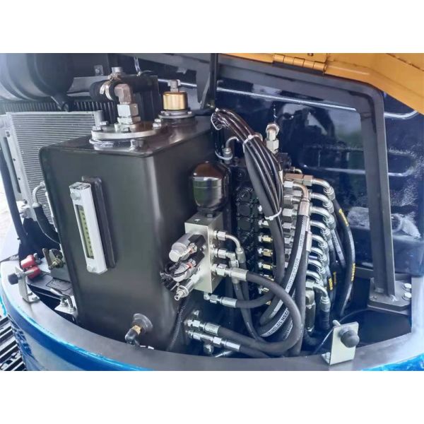 Closed Cabin 4t Mini Excavator Japan Engine Small Long Reach Excavator