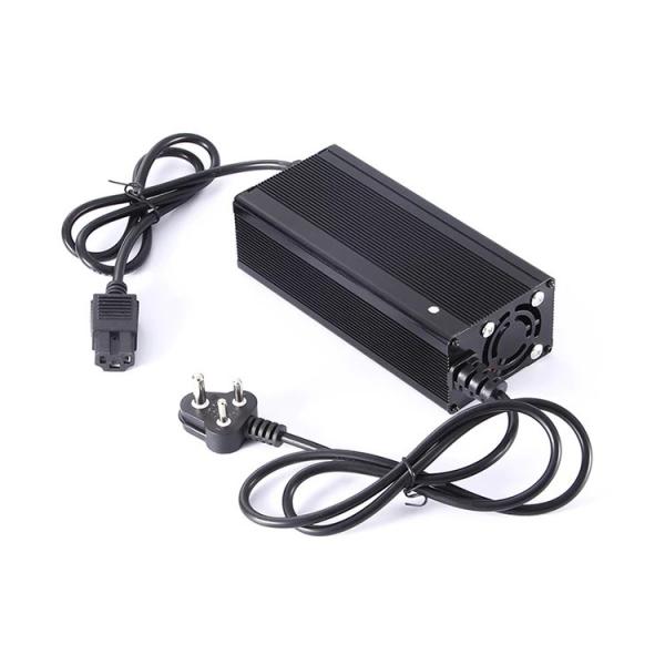 chargeur de batterie au plomb de lion de 36v15a 42V 36volt 10s pour le chargeur électrique de moto