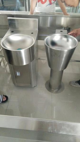 hospital stainless steel sink matieral stainless 304,.size :500mmx450mm