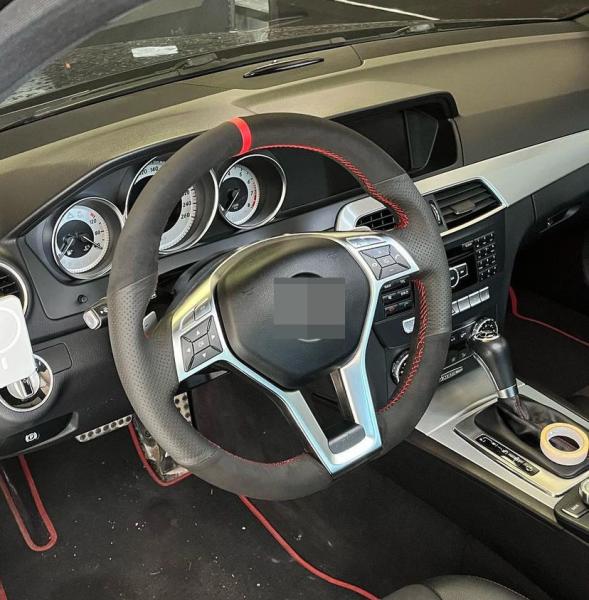 Mercedes Benz C220 C Class E Class E212 E250 E350 A45 AMG W204 W212 C350 Suede Hand Sewing Steering Wheel Cover
