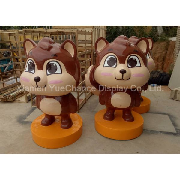 Statue d'écureuil de fibre de verre de Brown de personnages de dessin animé de