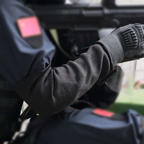 Customized Polyvinyl Chloride Grade 4 Tactical Cut-proof Arm Protection