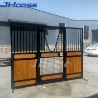 A tenda portátil revestida do cavalo do pó fronteia com porta deslizante