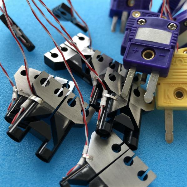 Dual-head Heat Staking Tip with Simultaneous Heat Staking of Two Plastic Stakes