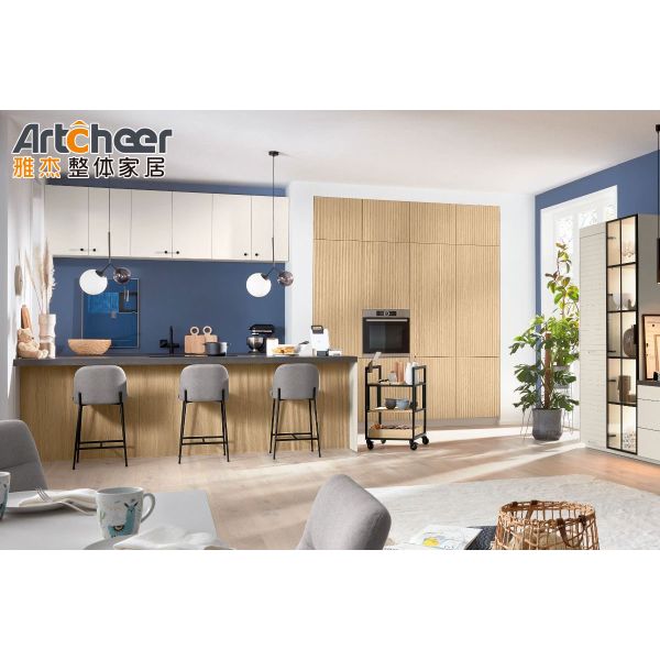 Кухонный шкаф в европейском стиле из берёзы