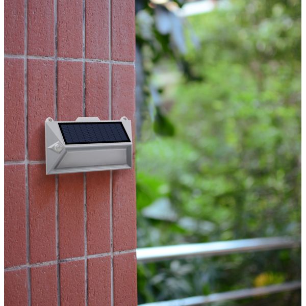 Solar Power Supply 18leds Motion Sensor Wall Light for Outdoor Security and Durability