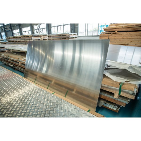 Embossed Aluminum Sheet  1060 5052  Aluminum Plate With Five Rib Pattern