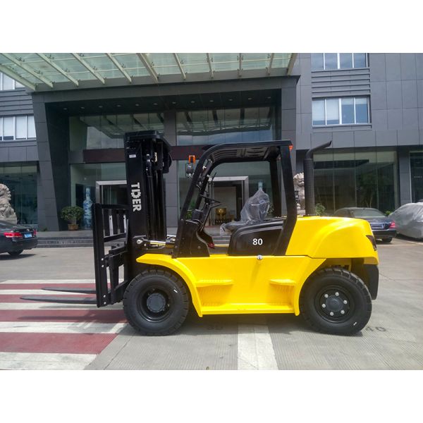 ISUZU (12/80) x 2 motores 8T camión de montacargas diésel