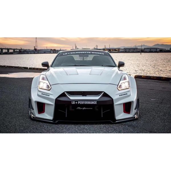 2022 Hot New Products GTR R35 Wide Bodyki Body Kit for Nissan GTR R35 Wide Bodyki Front and Rear
