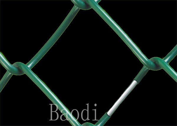 Carbon Steel Green Pvc Coated Chain Link Fence Anti Alkali For Sports Field
