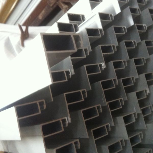 Electrophoresis Window Aluminium Angle Section CNC Drilling With 8 - 25um Anodizing Film